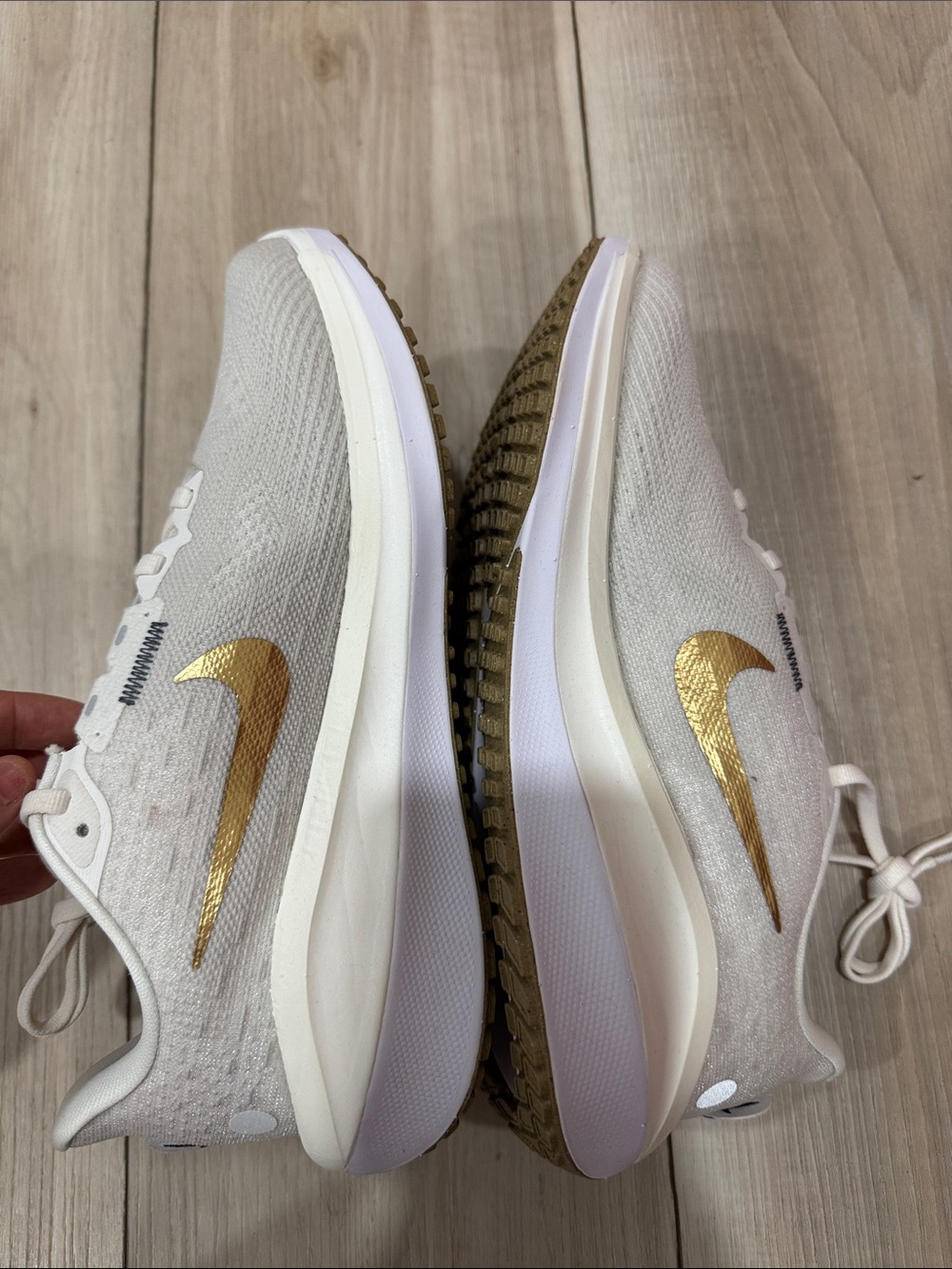 Nike Neutral Beige Running Shoes with Gold Swoosh - Picture 3 of 8
